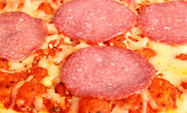 کشورهایی که طالب خرید سوسیس و کالباس از ایران هستند Sausages and sausages