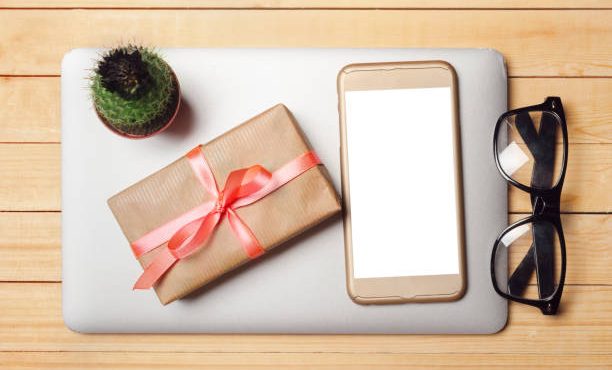 برای ترید لب تاب بهتر است یاتبلت؟ Laptops and tablets