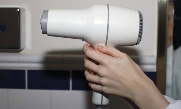 Corona treatment with a hair dryer