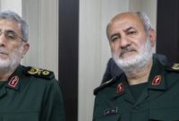 پیام هشدار دهنده فرمانده ارشد سپاه پاسداران به آمریکا و اسرائیل/بزنید، محکم می خورید
