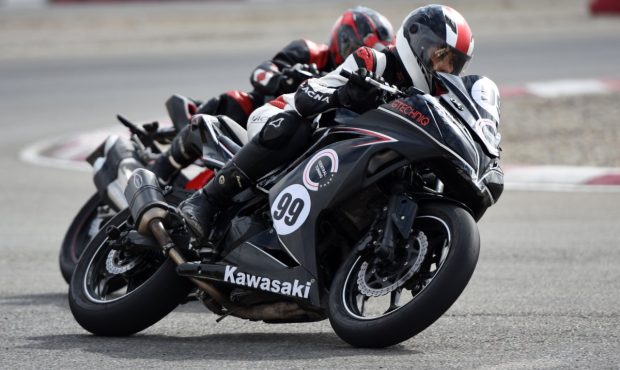 نخستین موتور سوار زن ایرانی ملی پوش شد نخستین موتور سوار زن ایرانی ملی پوش شد