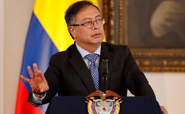 جنایات رژیم صهیونیستی صدای رئیس جمهوری کلمبیا را هم درآورد جنایات رژیم صهیونیستی صدای رئیس جمهوری کلمبیا را هم درآورد