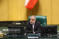 نیکزاد هشدار داد آمریکا قبل از شکست سنگین‌تر منطقه را ترک کند