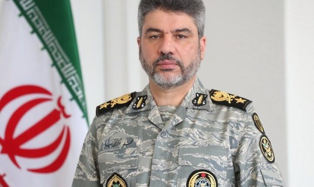 امیر اکرمی‌نیا: به دشمن حتی اجازه حضور اولیه در جزایرمان را نمی‌دهیم