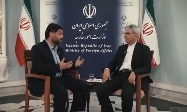 بقائی: تفاهم‌نامه مانع ایجاد مسیر موازی در تنگه هرمز می‌شود
