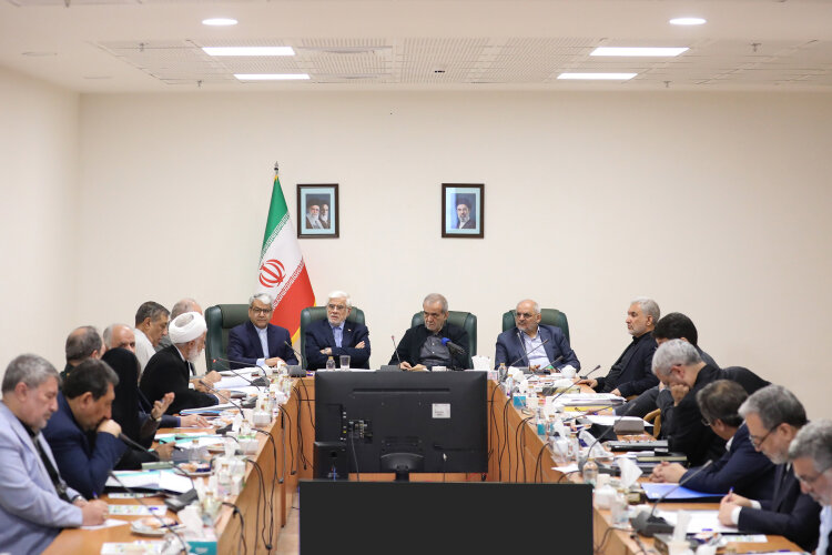 بررسی روند بازسازی مناطق جنگ‌زده در نشست هیئت دولت