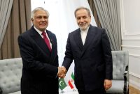 گفت‌وگوی وزرای خارجه ایران و پاکستان درباره توسعه همکاری‌ها